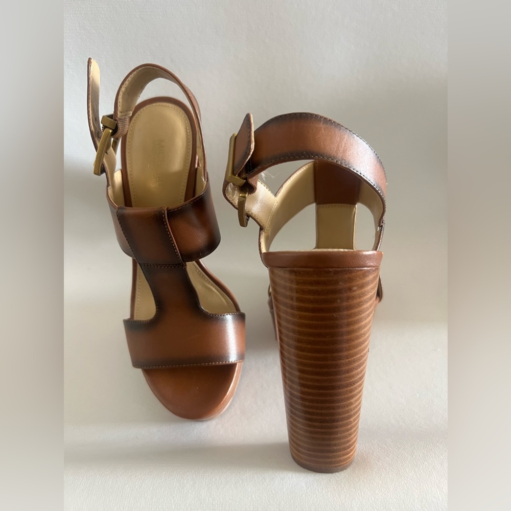 MK Becker Burnished Leather Platform Sandal - Picture 2 of 10